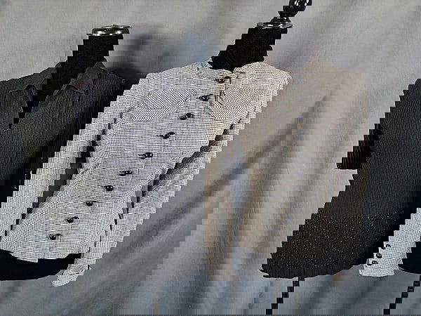 2 Vintage c1940 Ladies Tops (1 of 16)