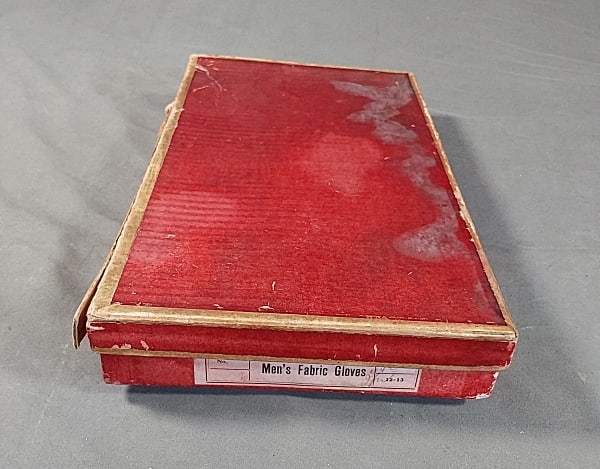 Antique c1920 Box of New Old Stock Mens Fabric Gloves (1 of 3)