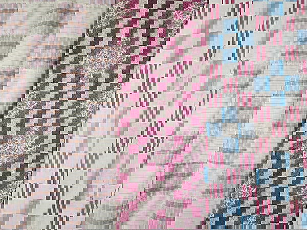 3 Quilt Tops: Vintage and Contemporary (1 of 10)