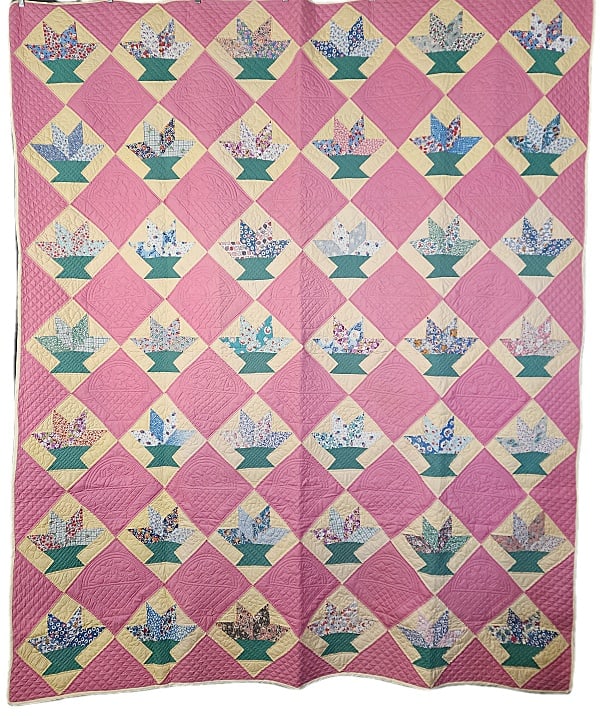 Vintage c1940 Cake Stand Quilt (1 of 8)