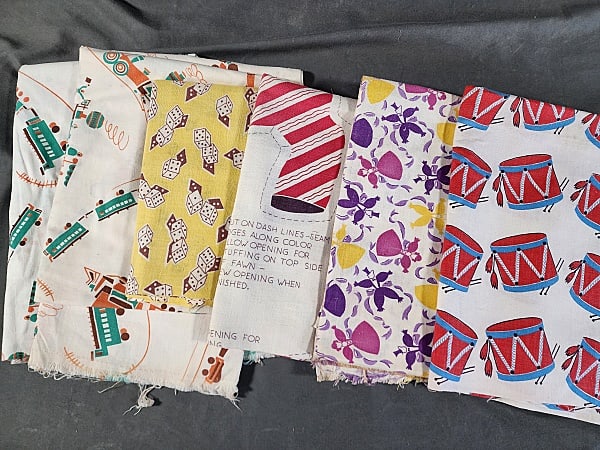 6 Vintage Novelty Printed Feedsacks- Drums, Trains, and More (1 of 20)