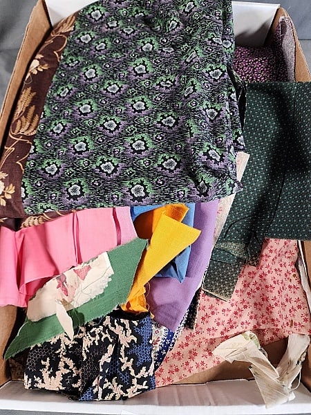 Antique Printed Fabric Scraps - 19th Century: Antique Printed Fabric Scraps - 19th Century. Lot contains numerous 19th century printed fabric scraps in prints, stripes, florals, solids, and more in various measurements. Fabric weighs about 4 poun