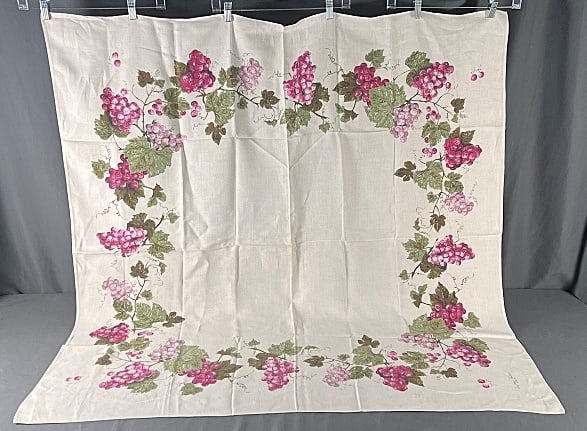 Vintage Printed Linen Tablecloth - Luther Travis Grapes: Vintage Printed Linen Tablecloth - Luther Travis Grapes. White linen table cloth with light and dark colored purple grapes and green vines. Signed in one corner by Luther Treavis. Measures 48" x 48".
