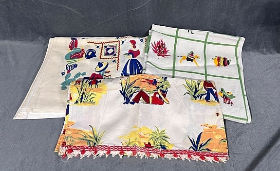 3 Vintage Printed Tablecloths - Mexican Themed (1 of 20)