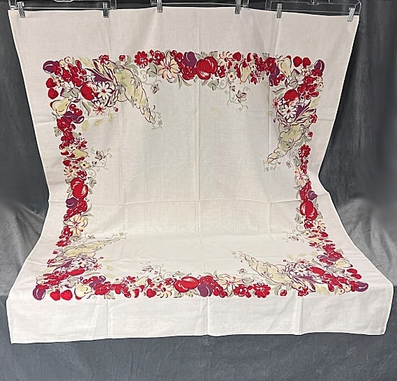 3 Vintage Printed Tablecloths - Assorted (1 of 18)