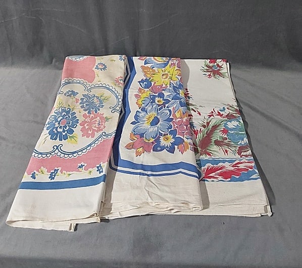 3 Printed Vintage Tablecloths - Blue Flowers (1 of 16)