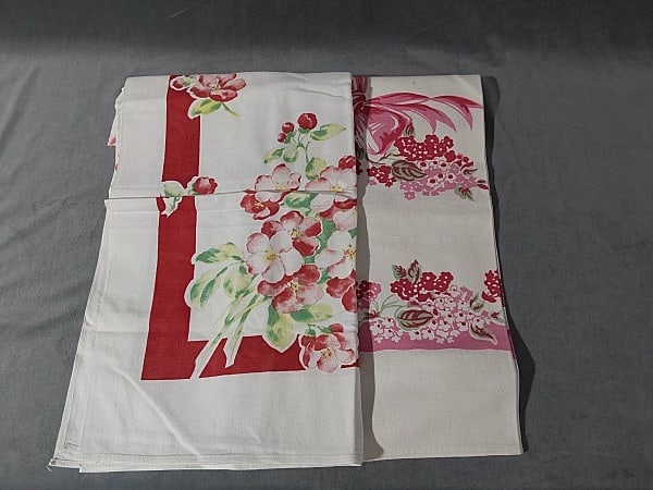 2 Vintage Printed Tablecloths - Red Flowers (1 of 7)