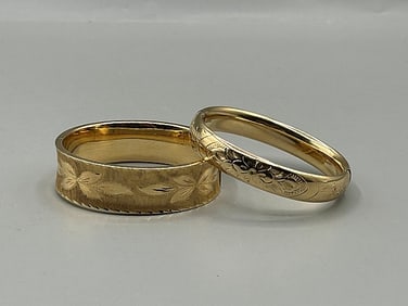 2 Vintage c1950 Gold Bangles