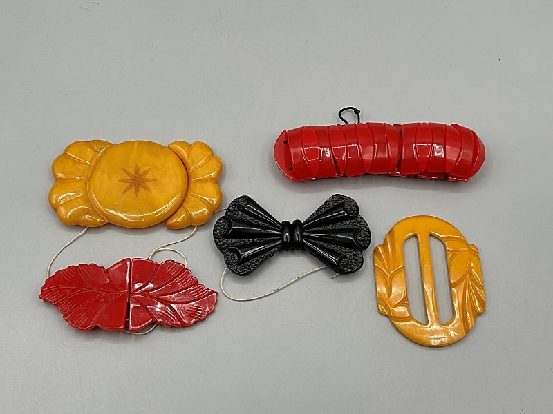 Group of Art Deco Bakelite Buckles and More (1 of 6)