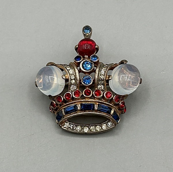 Vintage c1940 Rare Trifari Crown Brooch by Alfred Philippe (1 of 4)