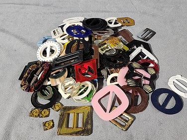 101 Vintage and Antique Belt Buckles