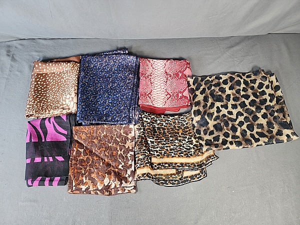 6 Vintage Animal Print Scarves (1 of 16)
