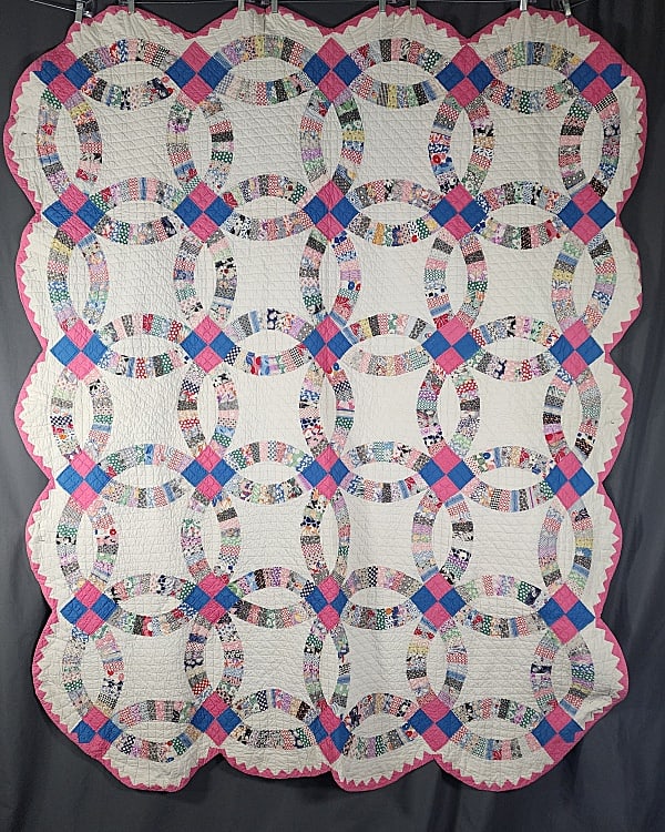 Vintage c1930 Double Wedding Ring Quilt - Sawtooth Edge (1 of 8)