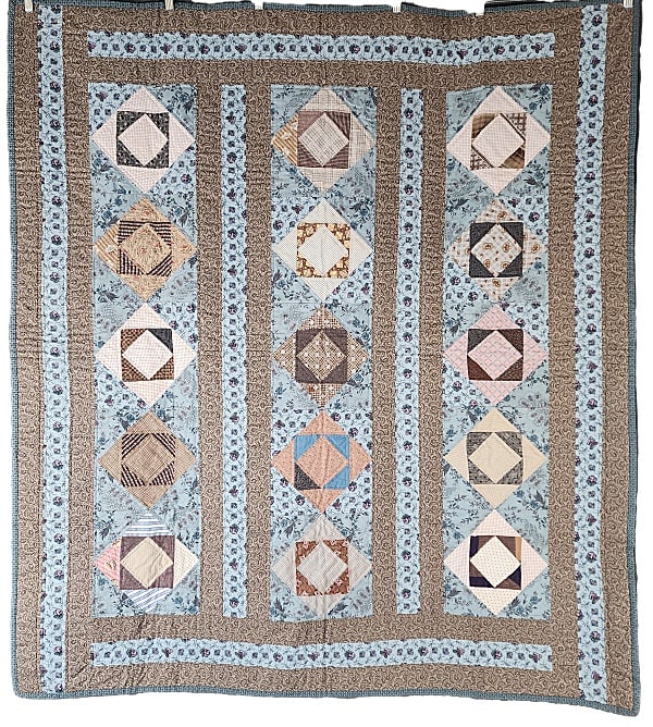 Shadow Boxes Quilt by Bobbie Aug (1 of 9)