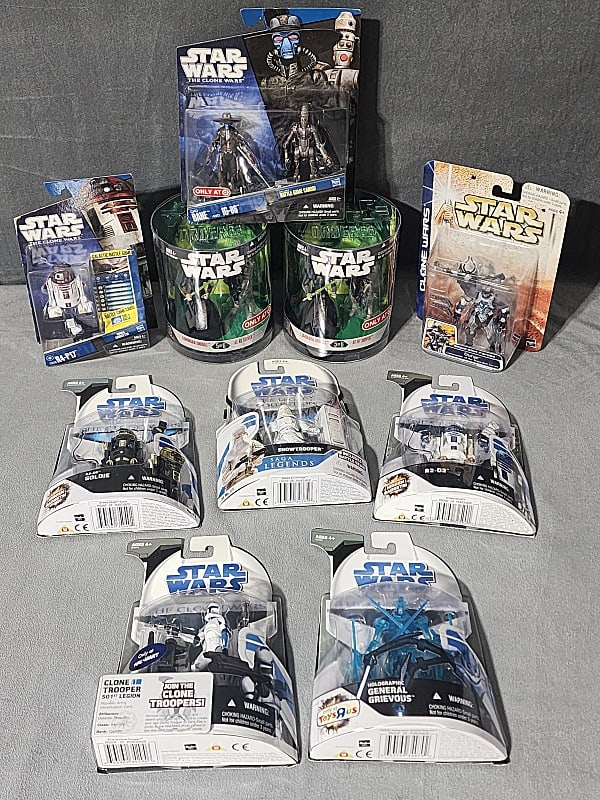 10 Star Wars The Clone Wars and Order 66: 10 Star Wars The Clone Wars and Order 66. Includes 2010 Star Wars The Clone Wars CW30 R4-P17 . 2010 Star Wars The Clone Wars Cad Bane & IG-86. 2003 Star Wars The Clone Wars No. 46 Separatist Forces Co