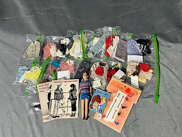 Vintage Barbie Clothing with Friend Ricky (1 of 10)