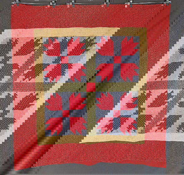 Antique c1880 Bear Paw Crib Quilt (1 of 9)
