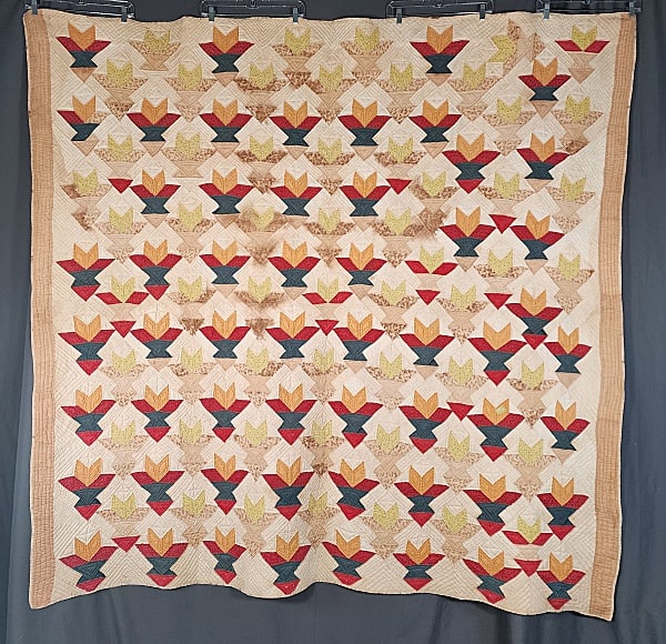 Antique c1900 Chicken Scratch Quilt (1 of 11)