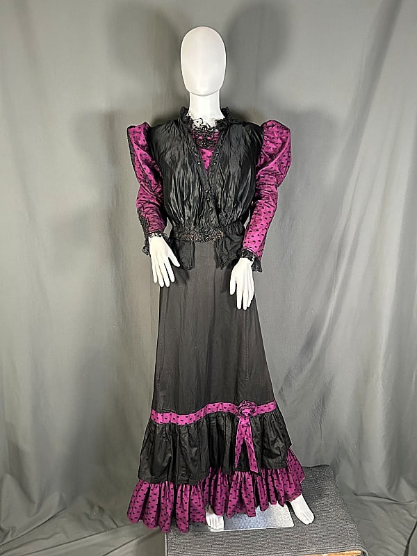 19th Century Half Mourning dress c1880 (1 of 17)