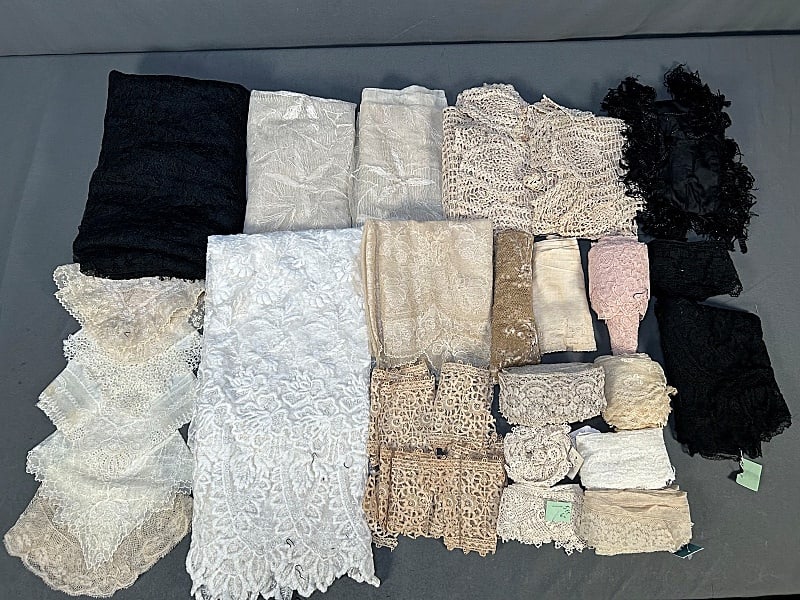 30 Pieces of Antique Lace Salvage: 30 Pieces Antique Lace Salvage. The group includes 30 pieces of antique lace salvage featuring a mix of chantilly, irish crochet, filet, embroidered net, bobbin, and machine lace. As well as several i