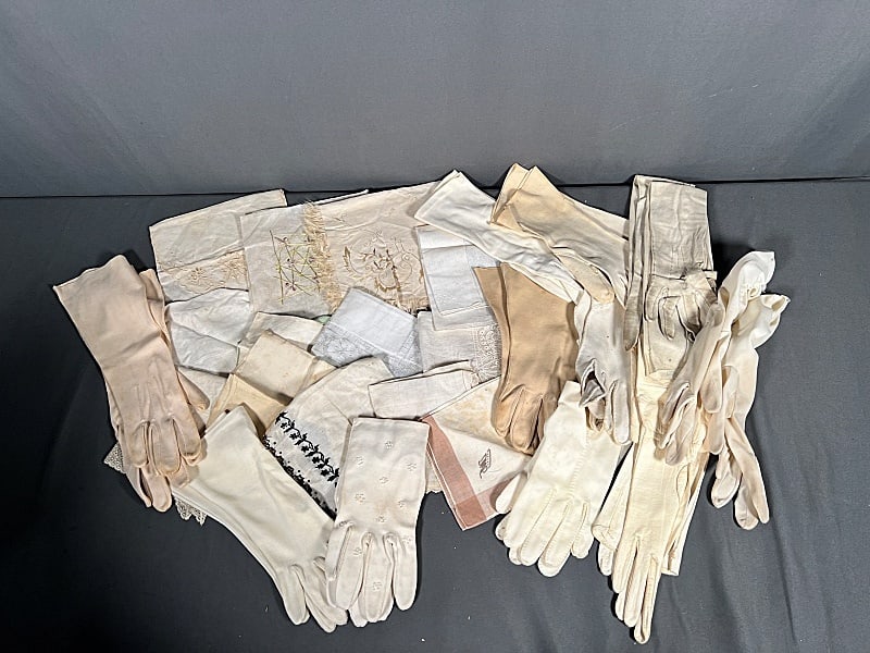 Large Group of Vintage Gloves and Hankies (1 of 11)