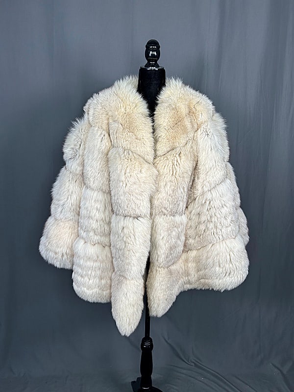 Unisex Vintage Silver Shadow Fox Fur Cape c1980 (1 of 9)
