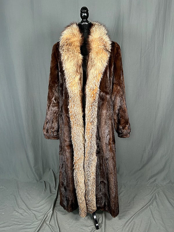 Ladies Full Length Mink/Fox Coat c1990 (1 of 14)
