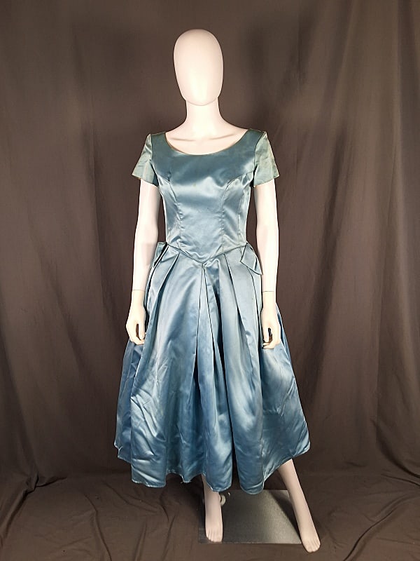 c1960 Ladies Cocktail Dress (1 of 15)
