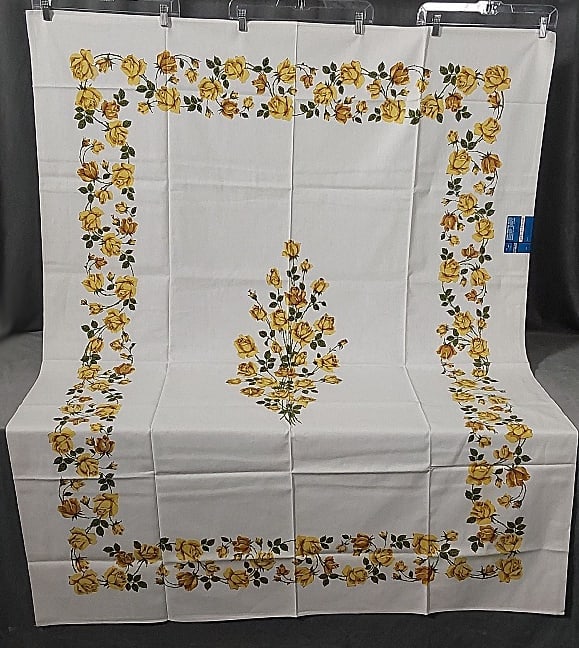 Vintage Printed Cotton Tablecloth - Rambler Rose (1 of 6)