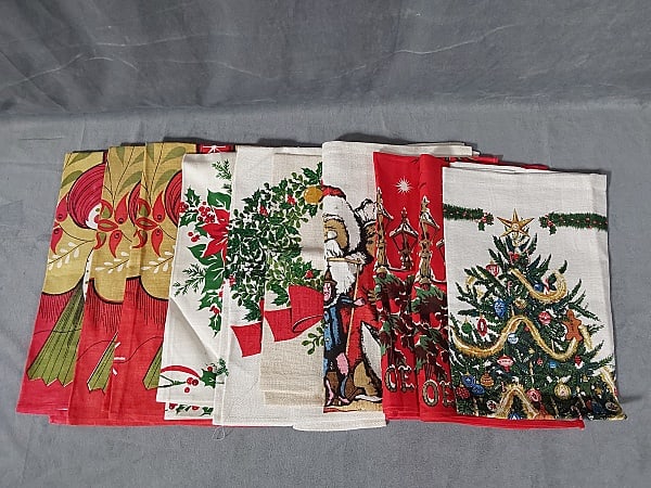 10 Vintage Printed Linen Dish Towels - Christmas Group 1 (1 of 15)