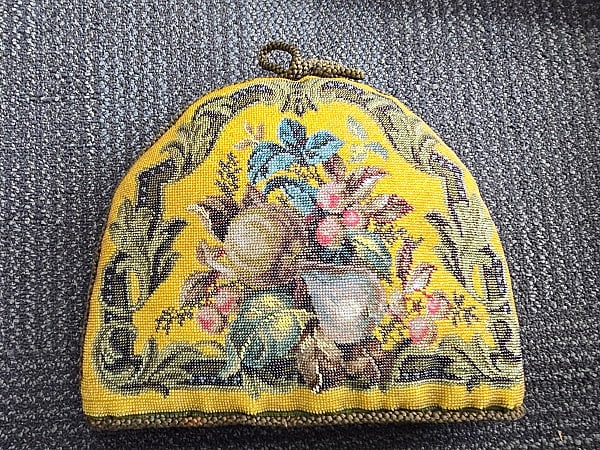 Antique Victorian Beaded Tea Cozy -Fruit (1 of 10)