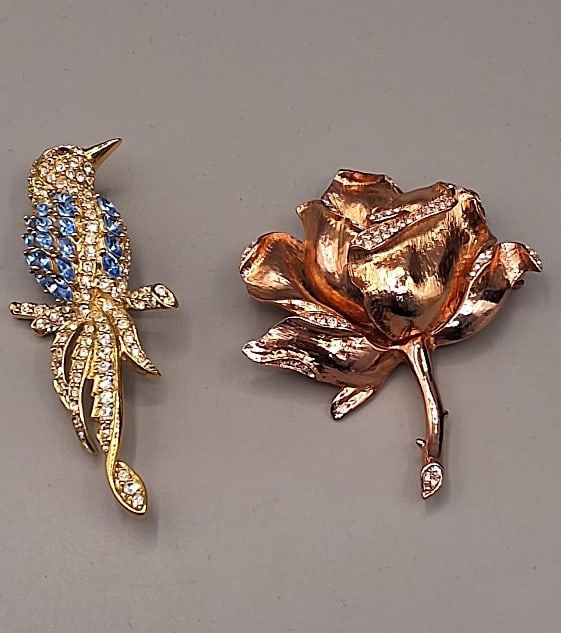 Pair of Brooches by Nolan Miller (1 of 12)
