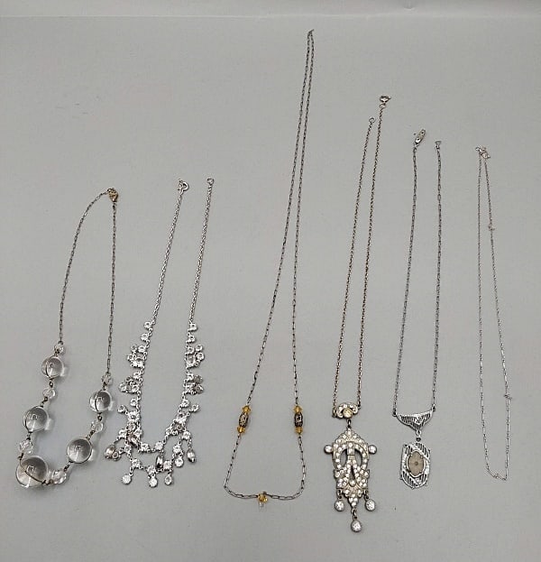 Mixed Lot of Art Deco Necklaces (1 of 15)
