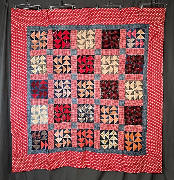 Vintage 1890-1940 Wild Goose Chase Quilt (1 of 9)