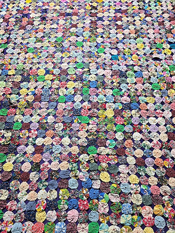 Vintage c1960 Yo-Yo Quilt (1 of 9)