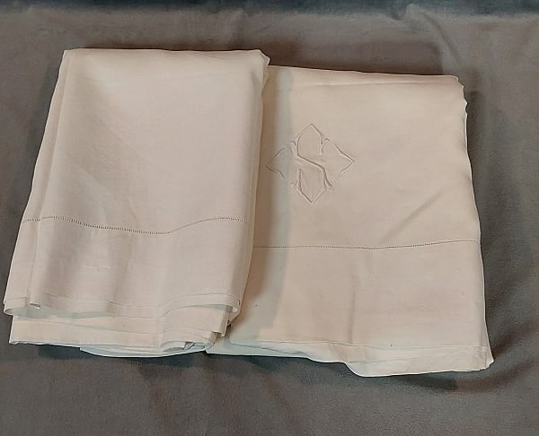 2 Antique White Linen Top Sheets (1 of 9)