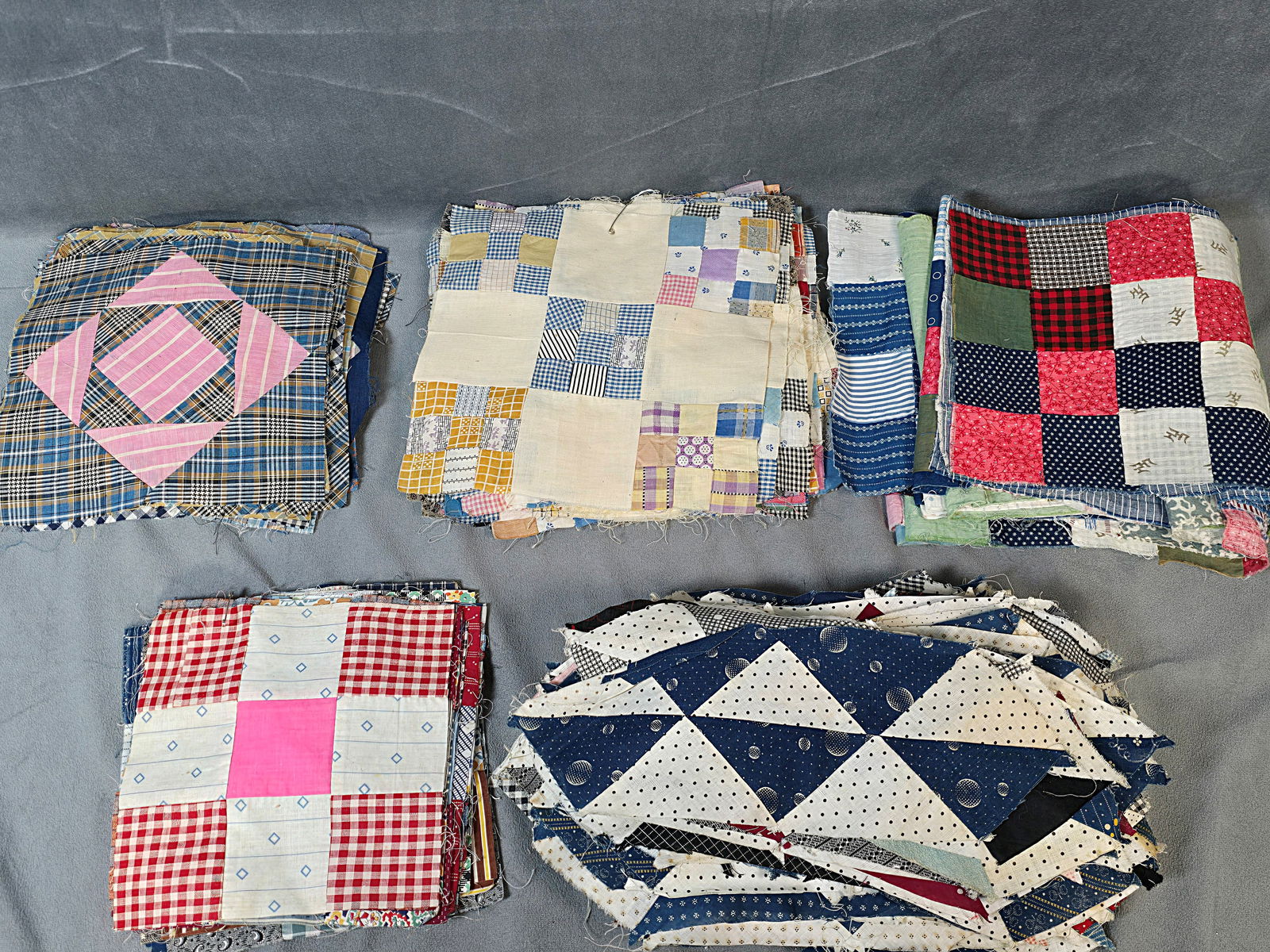 Over 200 Antique Quilt Blocks in Sets 1890-1915 (1 of 13)