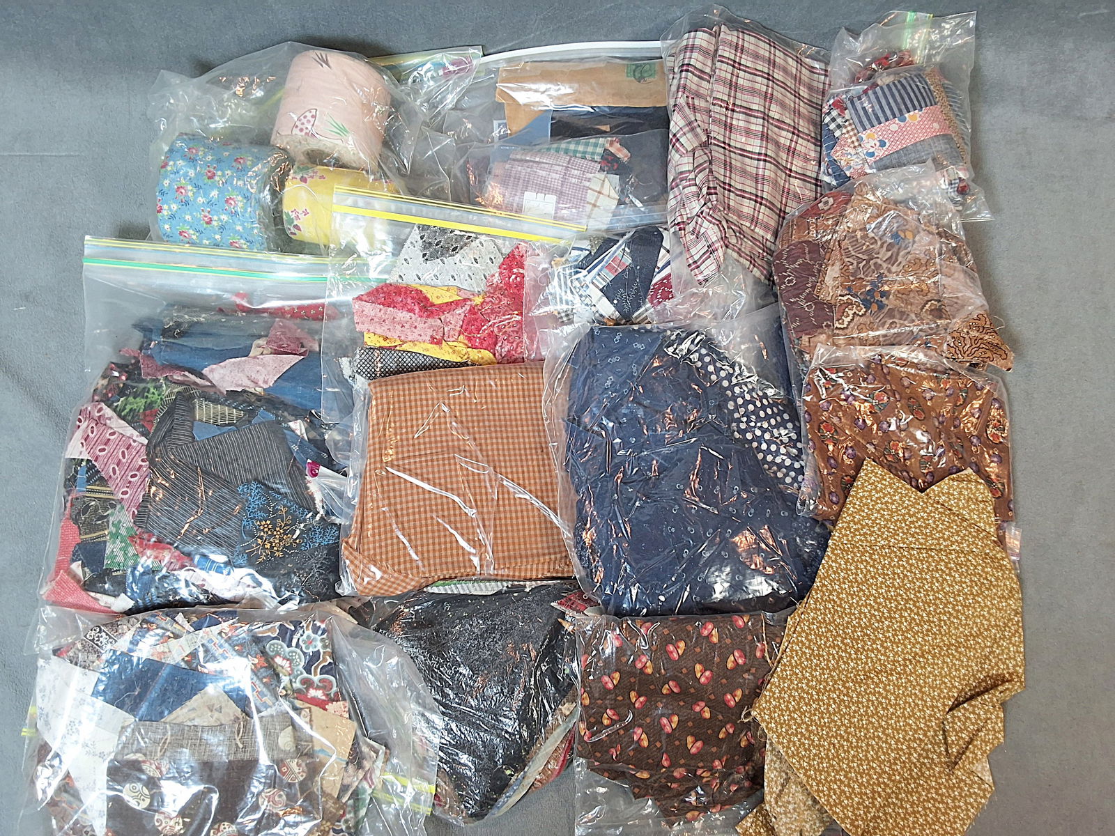 Antique 19th Century Small Scraps and More - 3 Lbs (1 of 5)