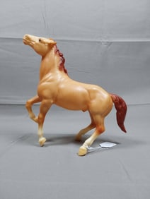 Breyer 1988 SR Black Horse Ranch Semi-Rearing Mustang #410687