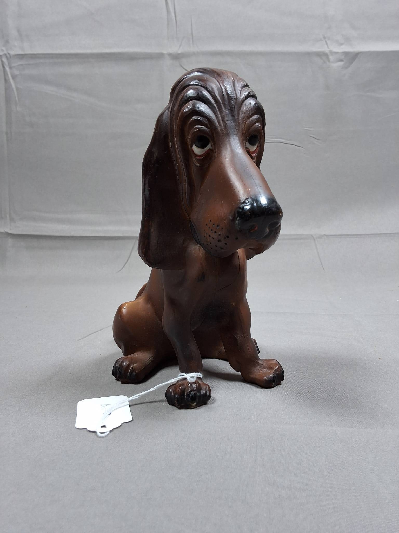 Breyer 1960s Bloodhound #325: Breyer 1960s Bloodhound #325. In the Basset Hound dog mold, in original semi-gloss dark brown In very good condition with wear on the face and pin-sized rubs on the chest, rear legs, toes, and tail. ?