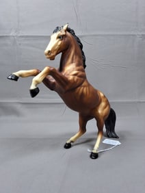 Breyer Bay Fighting Stallion #35, 4 White Socks, Eye Whites
