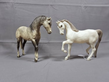 Breyer Lady Roxana #425 and Foundation Stallion #64