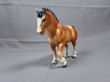 Breyer Glossy Bay Clydesdale Stallion #80 No-Muscle