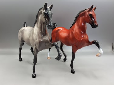 2 Hartland 9 inch Five-Gaiter Horses - Light Bay & Blue Roan