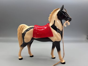Hartland 8 inch Pinto Chubby Horse with Blanket
