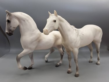 2 Tradition Breyer Horses - Watchful Mare #700593 & Pluto #475
