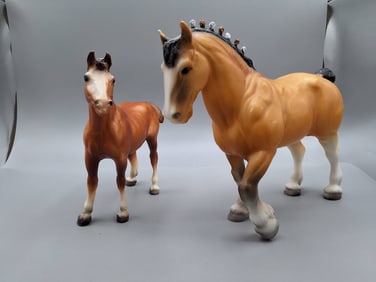 Breyer #824 Clydesdale Stallion and #84 Foal Set