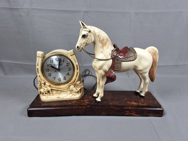 Breyer 1950s Western Horse with Mastercrafters Clock
