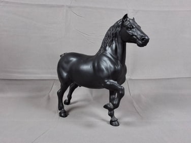 Breyer #94BL Belgian 1986-1987 - Semi-Glossy Black