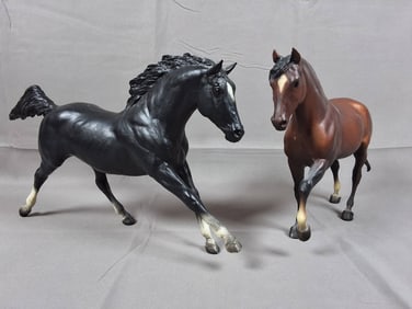Breyer #85 Black Beauty and Breyer #61 El Pastor Bay 1981